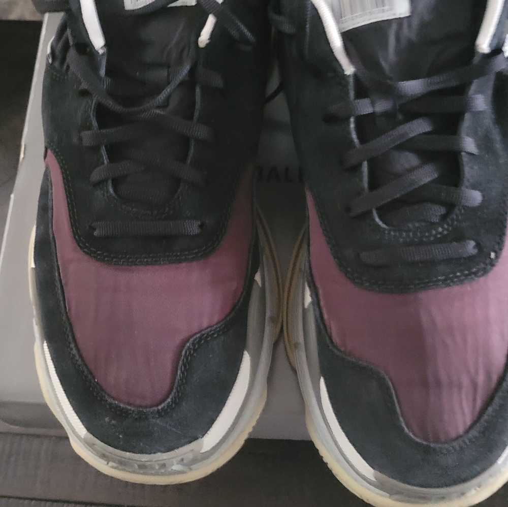 Balenciaga Triple S low trainers - Picture 9 of 12